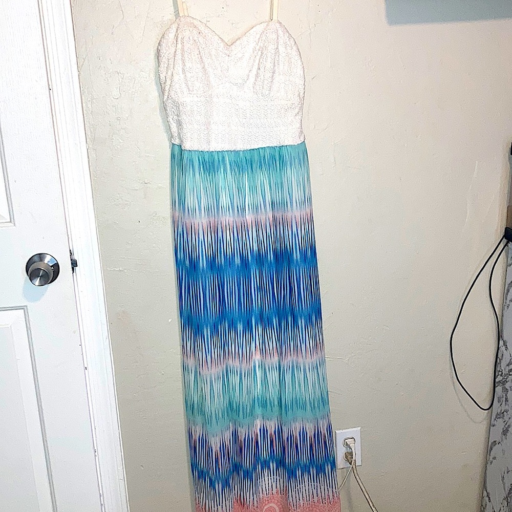 White and multicolored long dress